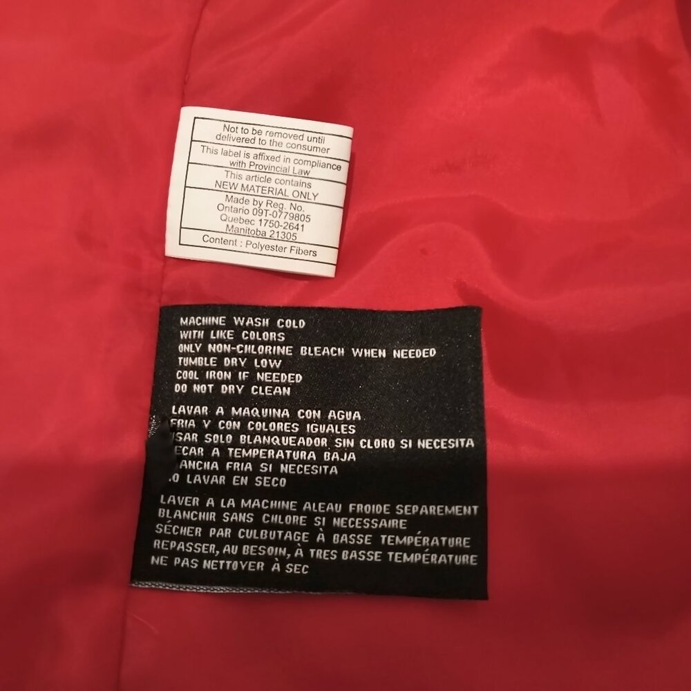 Guess  Women's Red Puffer Vest  Size M - Picture 6 of 7